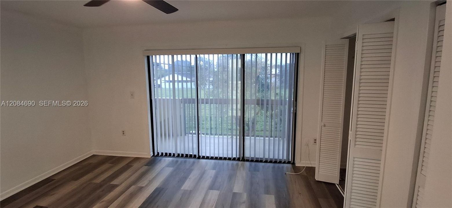 В аренду: $2,500 (2 спален, 2 ванн, 1300 Квадратных фут)