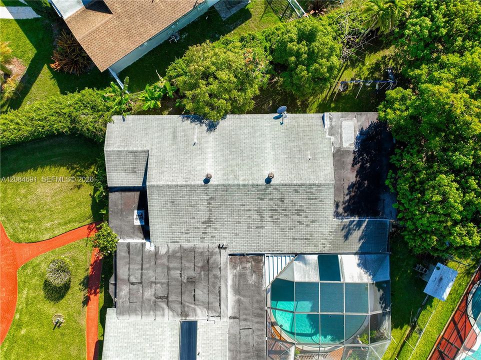 For Sale: $719,900 (6 beds, 4 baths, 2684 Square Feet)