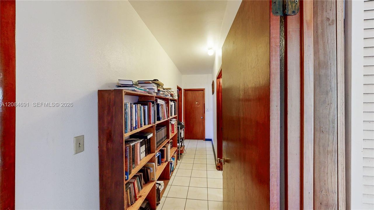 For Sale: $719,900 (6 beds, 4 baths, 2684 Square Feet)