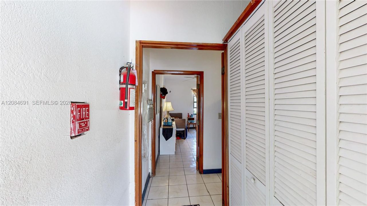 For Sale: $719,900 (6 beds, 4 baths, 2684 Square Feet)