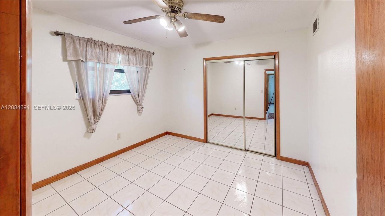 For Sale: $719,900 (6 beds, 4 baths, 2684 Square Feet)