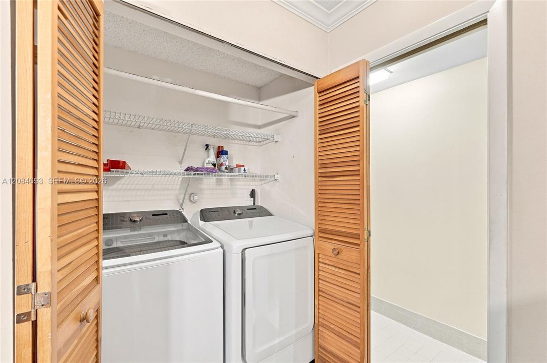 На продажу: $495,000 (3 спален, 2 ванн, 1666 Квадратных фут)