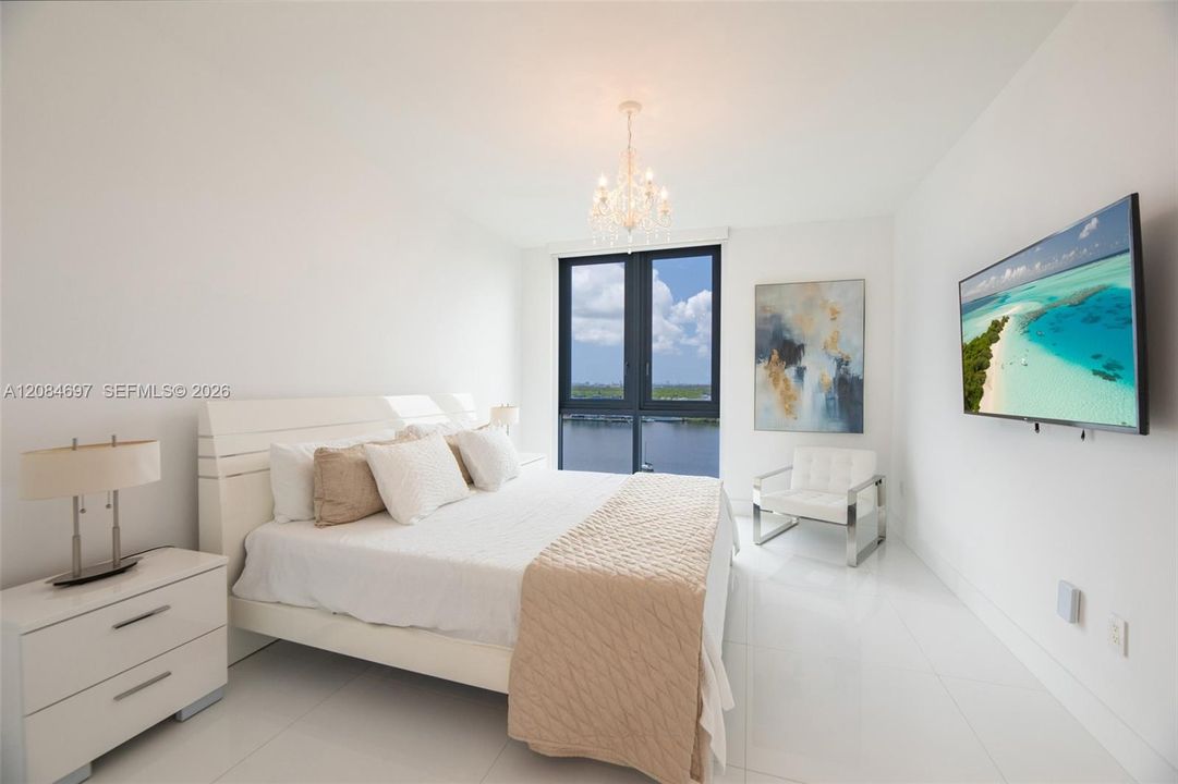For Rent: $9,500 (3 beds, 3 baths, 2386 Square Feet)