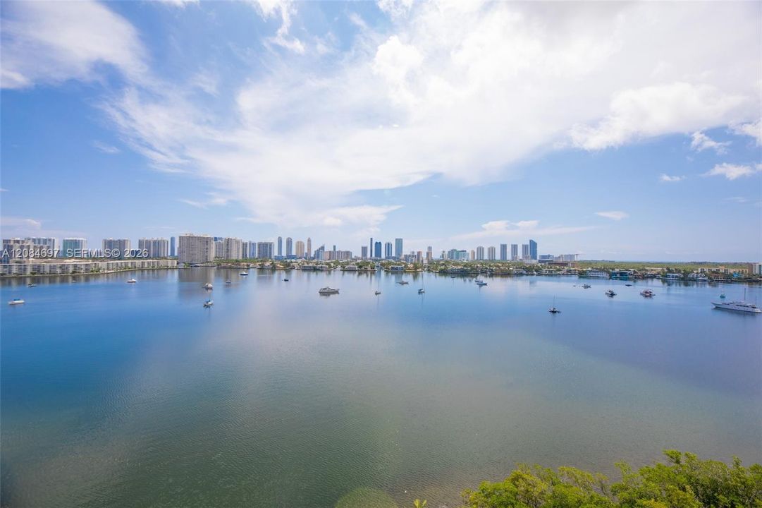 For Rent: $9,500 (3 beds, 3 baths, 2386 Square Feet)