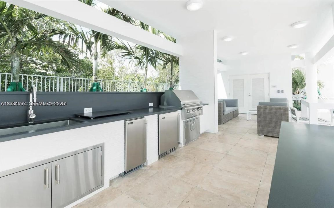 For Rent: $9,500 (3 beds, 3 baths, 2386 Square Feet)