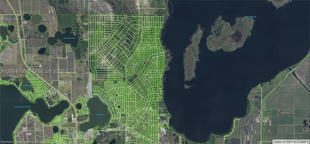 На продажу: $10,900 (0.25 acres)