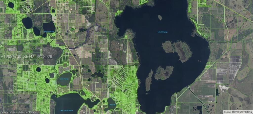На продажу: $10,900 (0.25 acres)