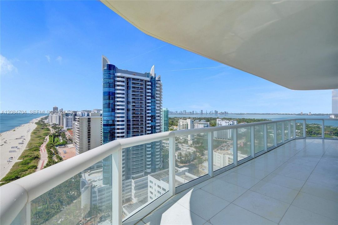 For Rent: $11,360 (3 beds, 2 baths, 1761 Square Feet)
