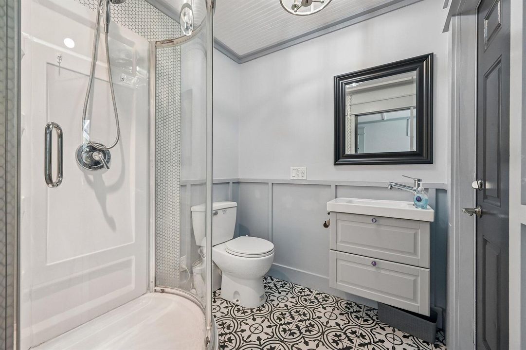 322 bath 2