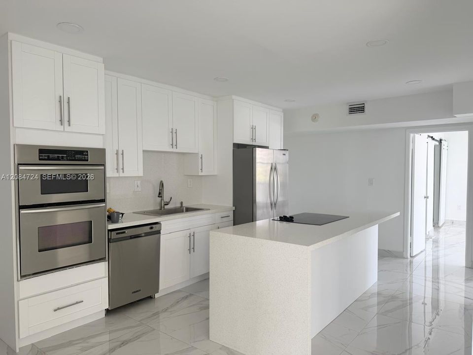 For Rent: $3,250 (2 beds, 2 baths, 1551 Square Feet)