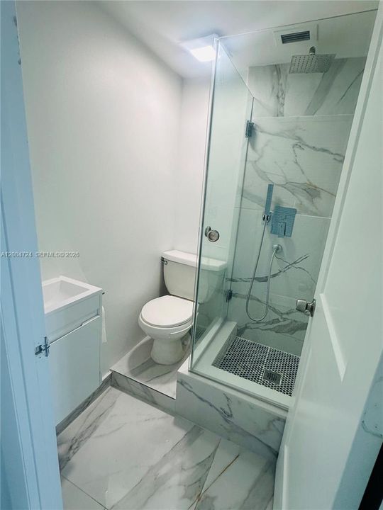 For Rent: $3,250 (2 beds, 2 baths, 1551 Square Feet)