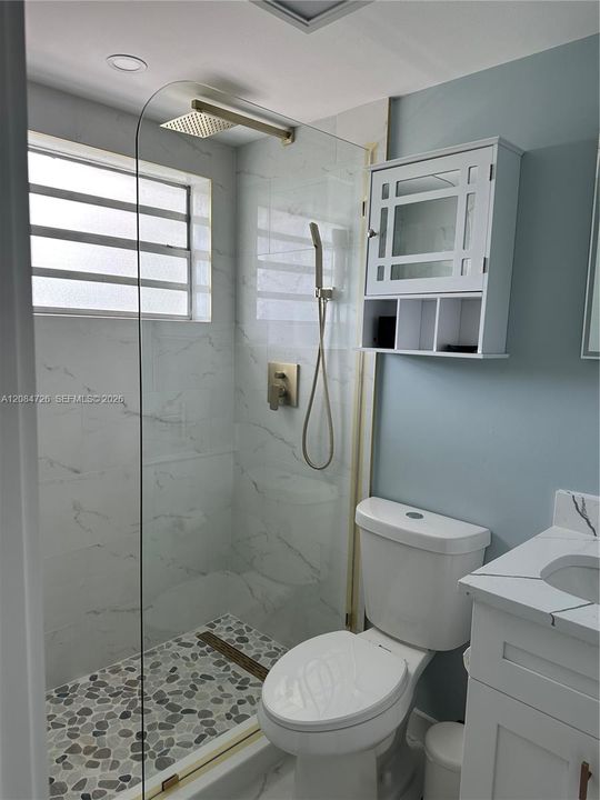 For Rent: $1,750 (1 beds, 1 baths, 416 Square Feet)