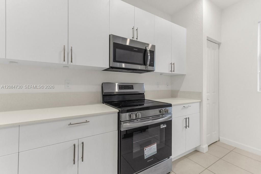 En Renta: $4,200 (3 camas, 2 baños, 1668 Pies cuadrados)