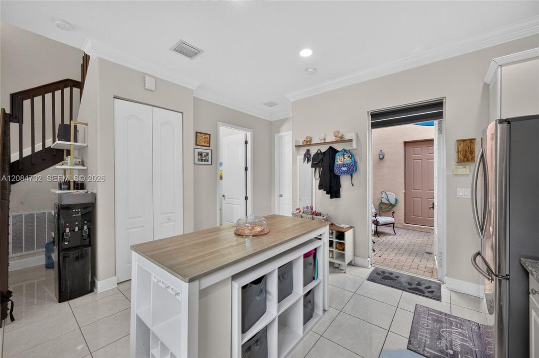 For Sale: $510,000 (3 beds, 3 baths, 1772 Square Feet)