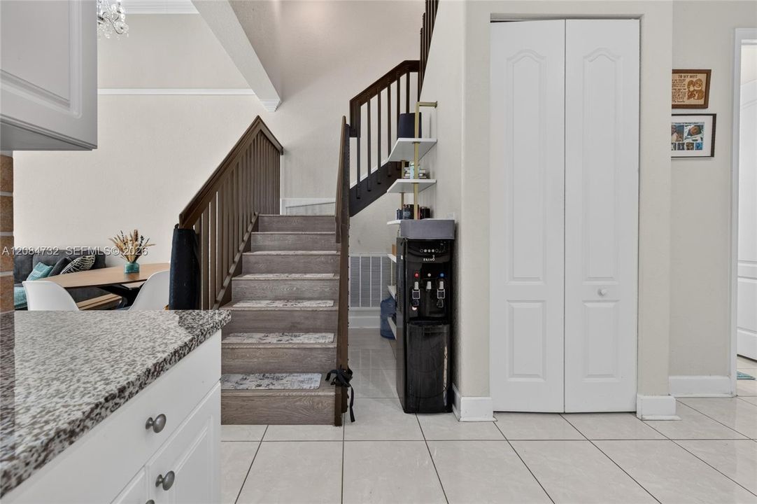 For Sale: $510,000 (3 beds, 3 baths, 1772 Square Feet)