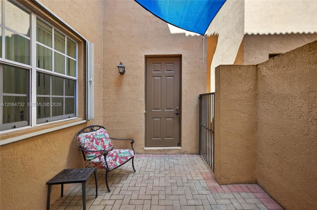For Sale: $510,000 (3 beds, 3 baths, 1772 Square Feet)