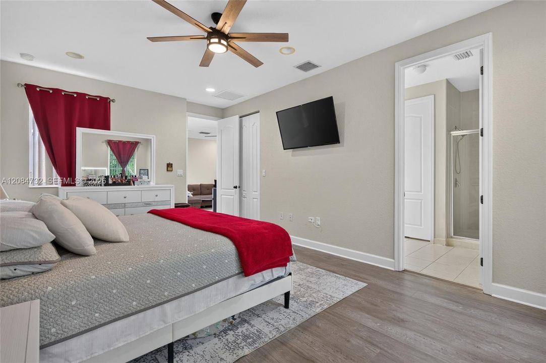 For Sale: $510,000 (3 beds, 3 baths, 1772 Square Feet)