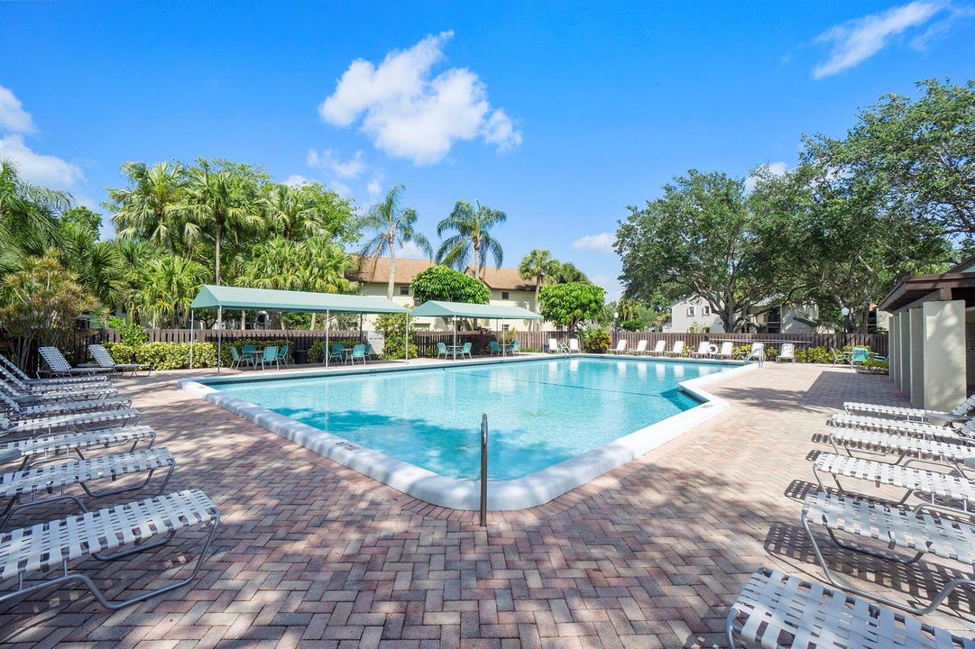 3565 Cocoplum Cir_19