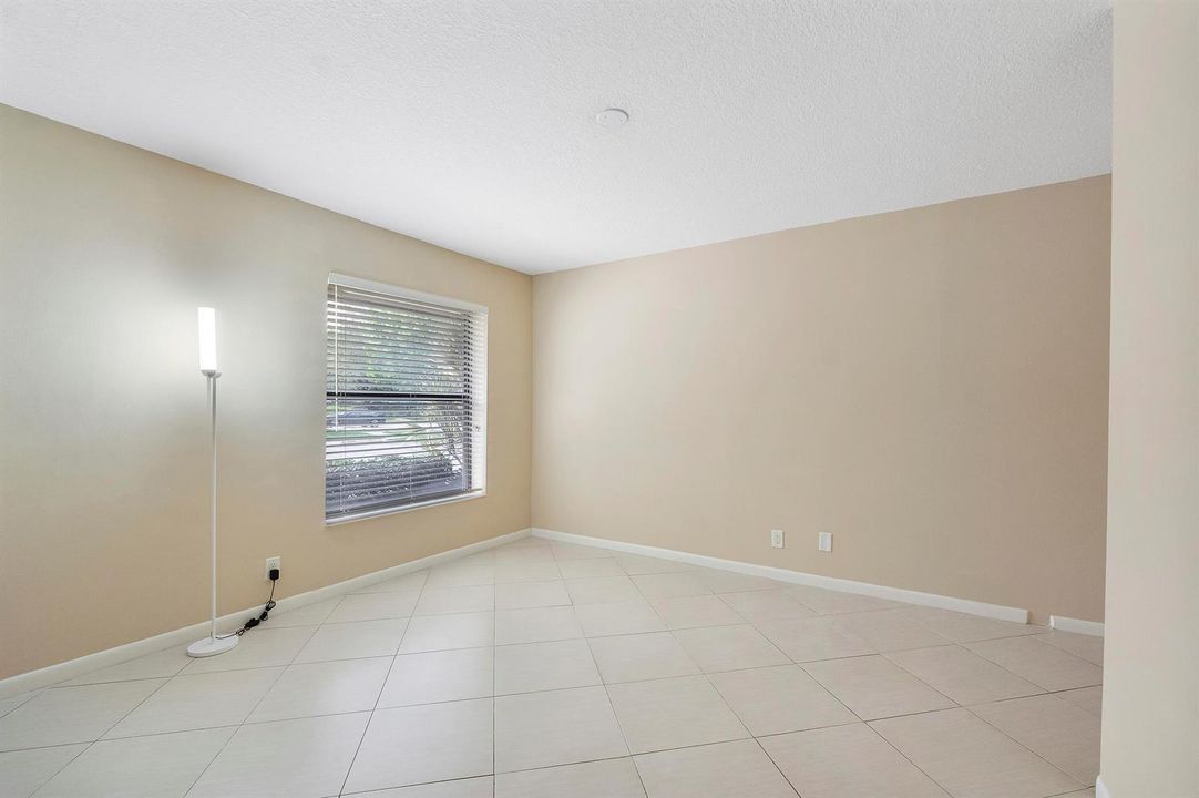 3356 Carambola Cir S_006