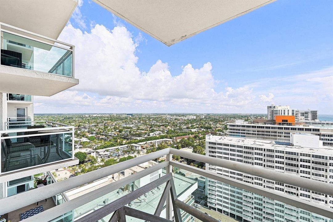 26_balcony