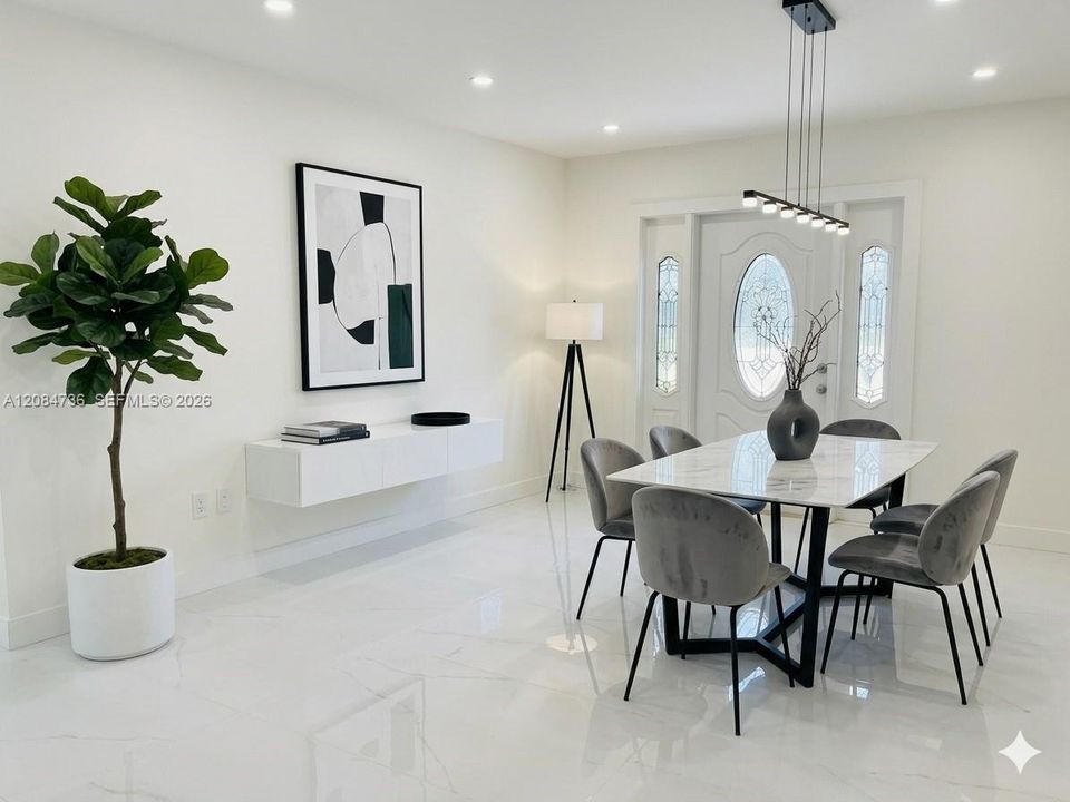 For Rent: $3,150 (3 beds, 1 baths, 1824 Square Feet)