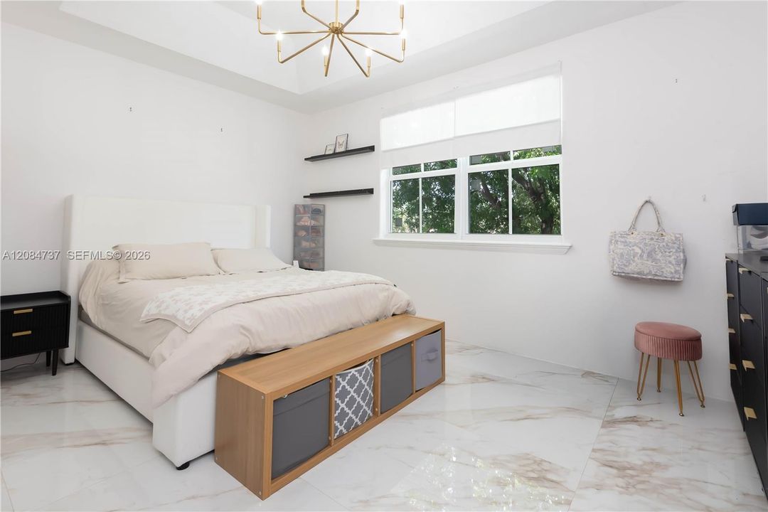 В аренду: $3,450 (3 спален, 3 ванн, 1460 Квадратных фут)