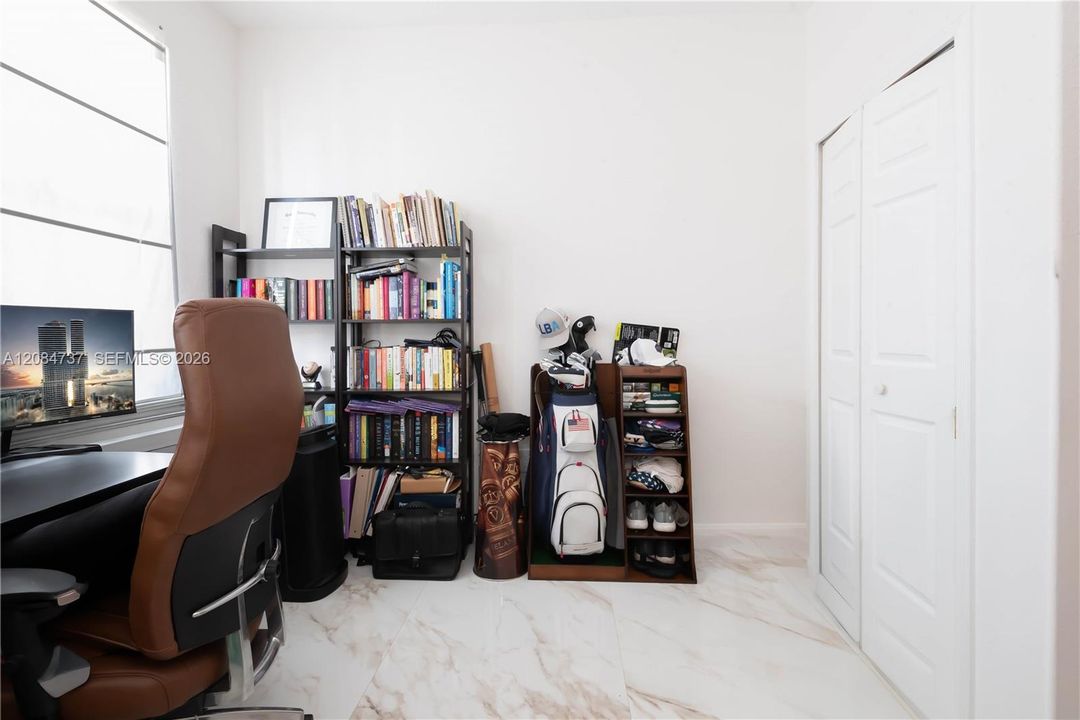 В аренду: $3,450 (3 спален, 3 ванн, 1460 Квадратных фут)