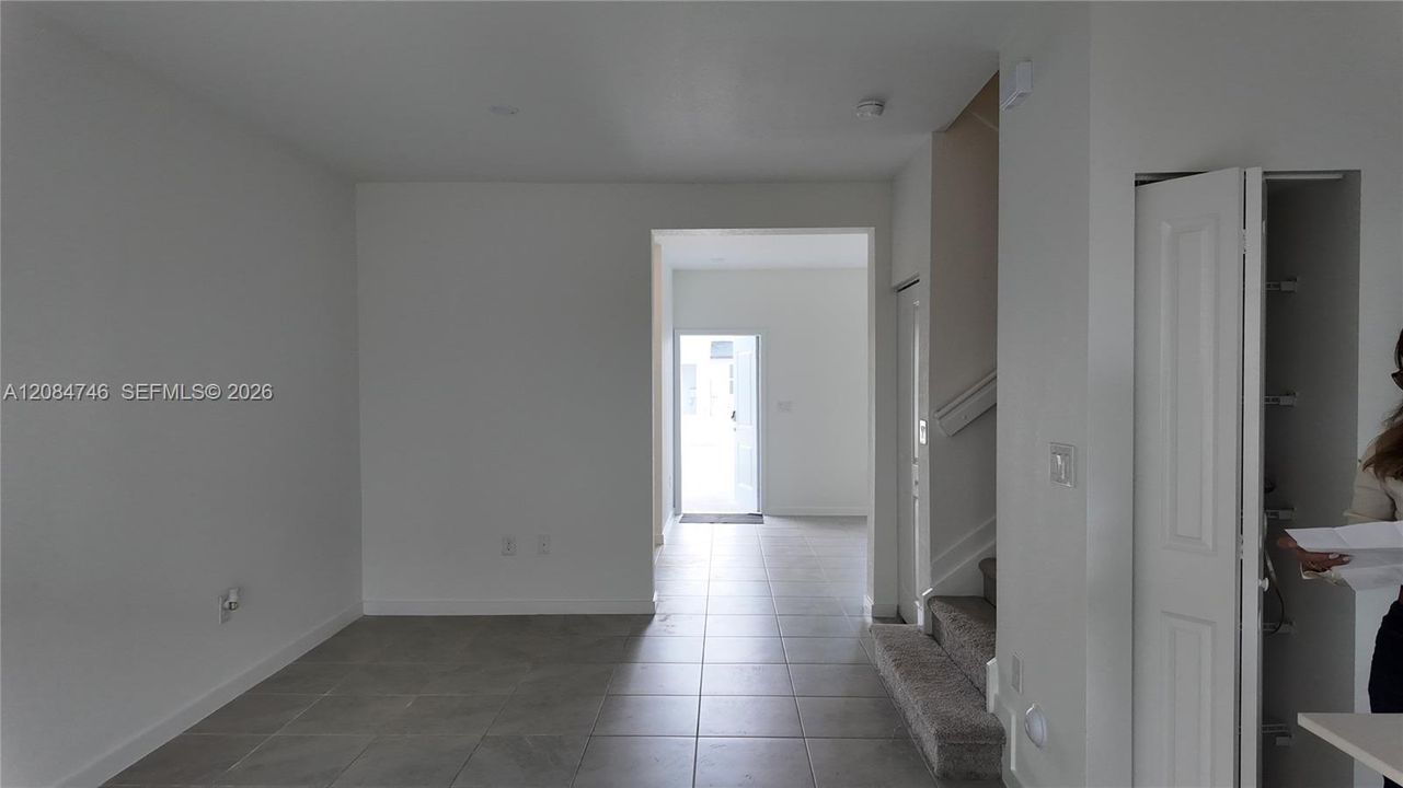 For Rent: $2,800 (3 beds, 2 baths, 0 Square Feet)