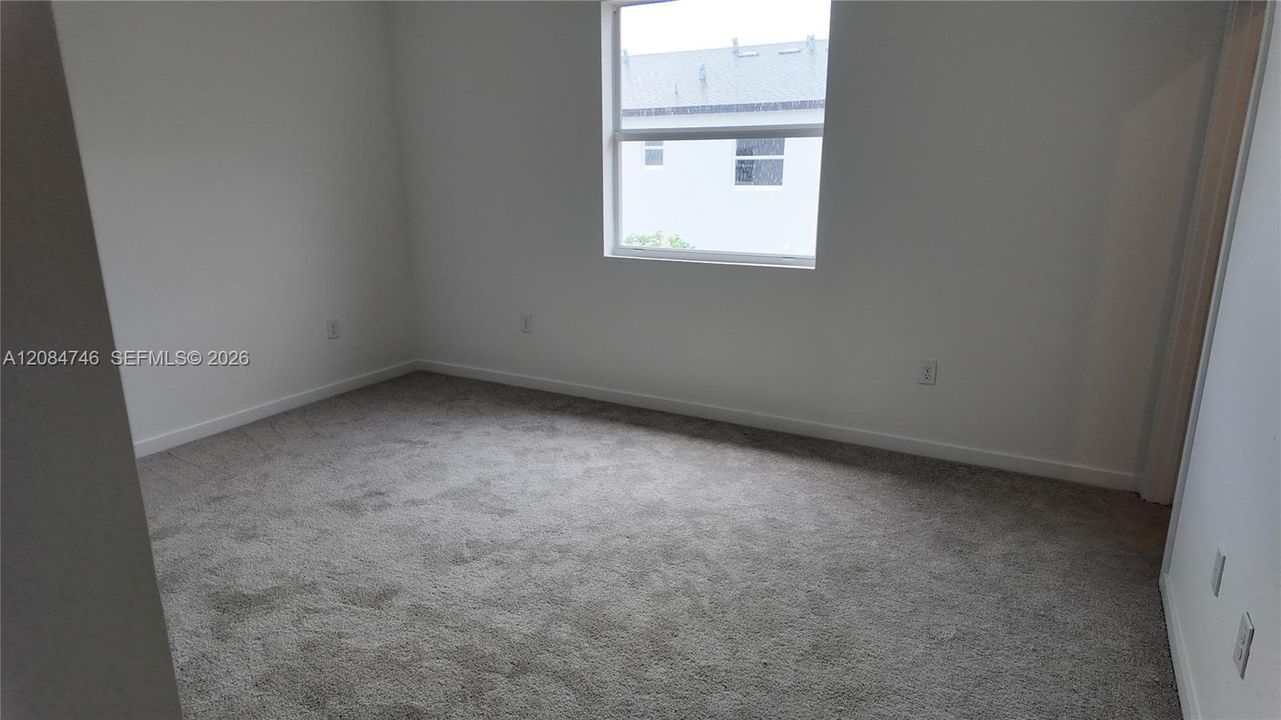 For Rent: $2,800 (3 beds, 2 baths, 0 Square Feet)