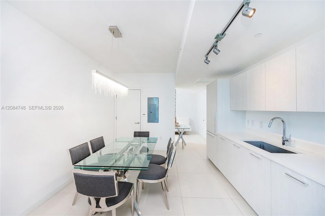 En Venta: $480,000 (1 camas, 1 baños, 746 Pies cuadrados)