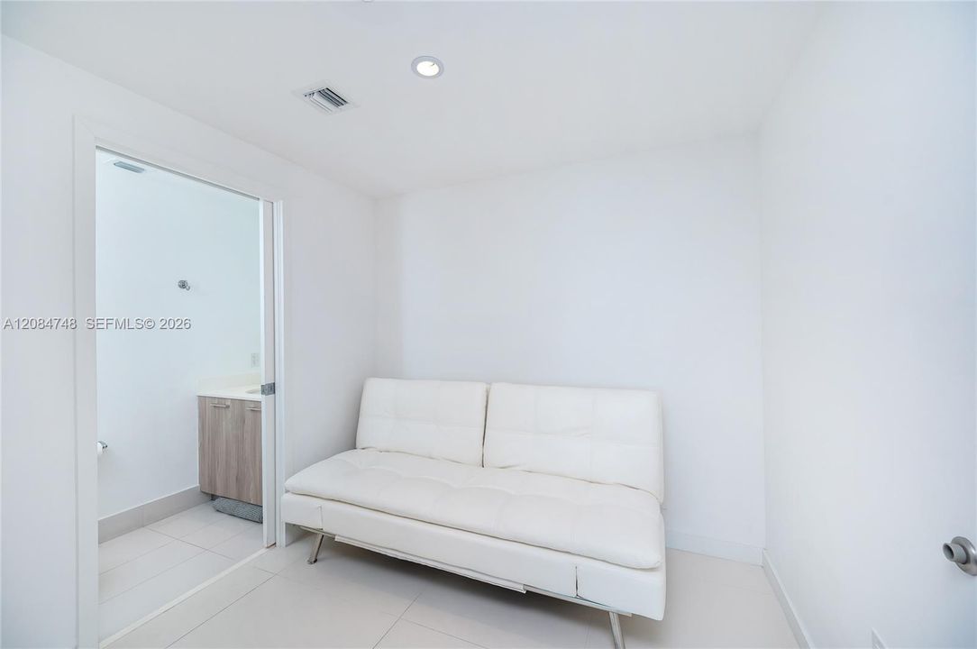 En Venta: $480,000 (1 camas, 1 baños, 746 Pies cuadrados)
