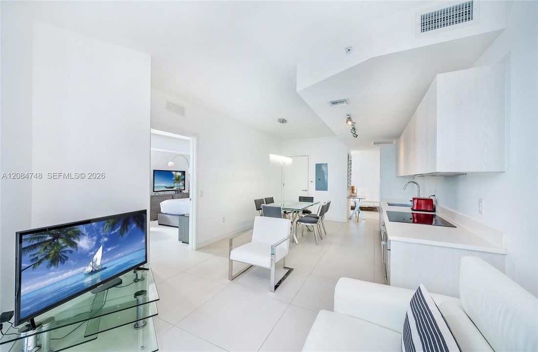 En Venta: $480,000 (1 camas, 1 baños, 746 Pies cuadrados)