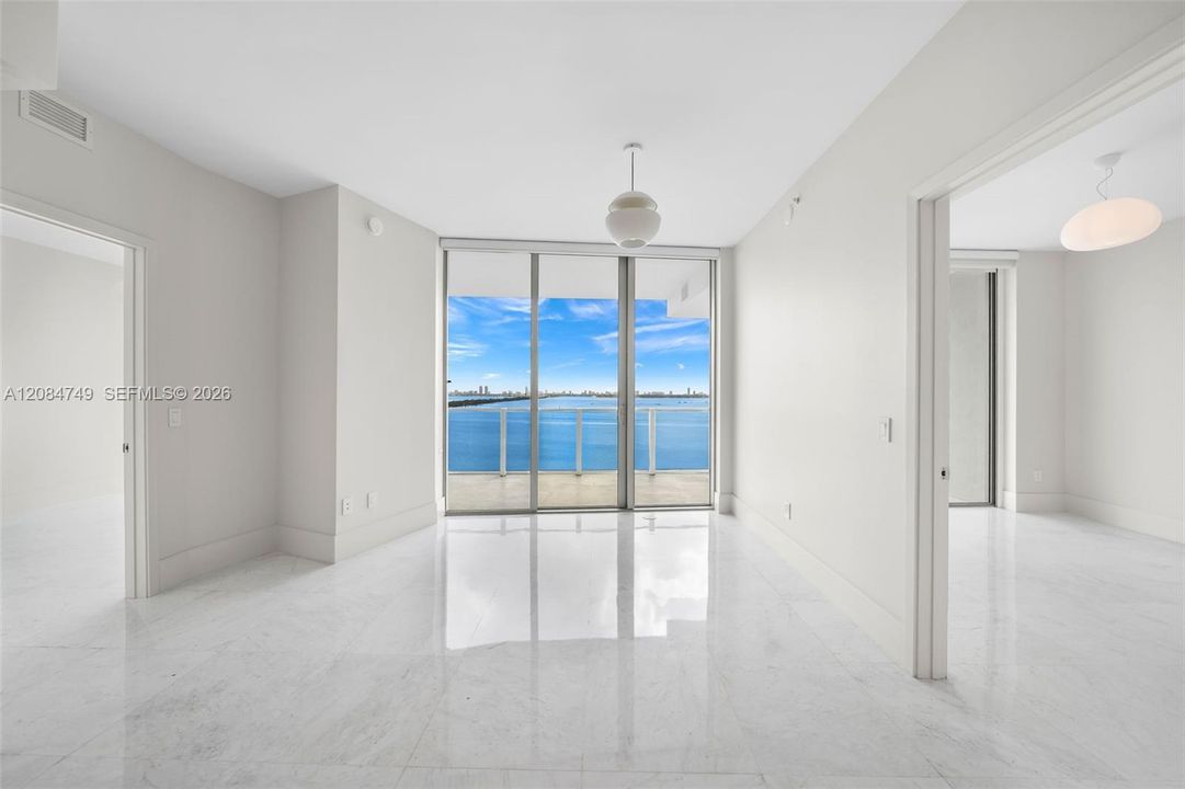 En Venta: $1,200,000 (2 camas, 3 baños, 1137 Pies cuadrados)