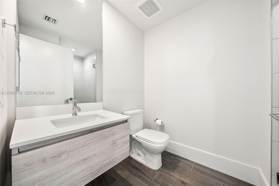 En Venta: $1,200,000 (2 camas, 3 baños, 1137 Pies cuadrados)