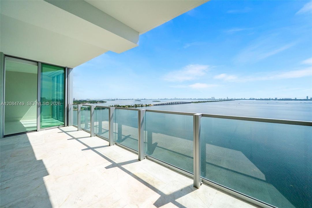 En Venta: $1,200,000 (2 camas, 3 baños, 1137 Pies cuadrados)