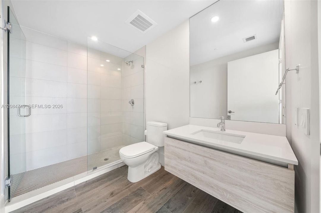 En Venta: $1,200,000 (2 camas, 3 baños, 1137 Pies cuadrados)