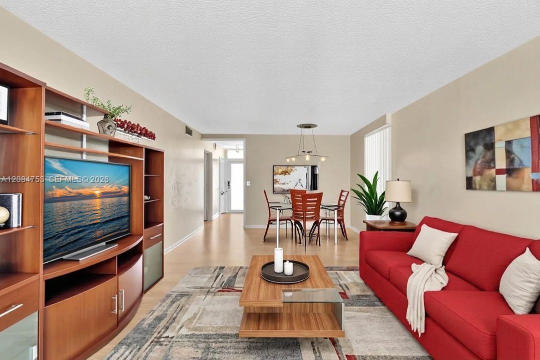 En Venta: $175,000 (1 camas, 1 baños, 847 Pies cuadrados)