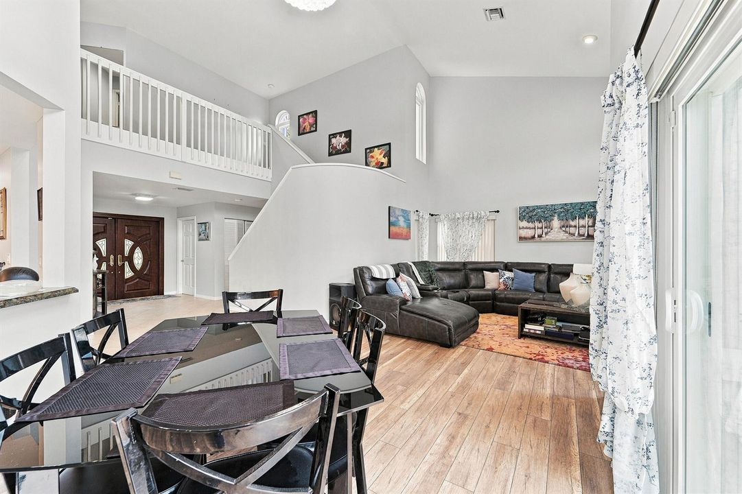 14_sitting room