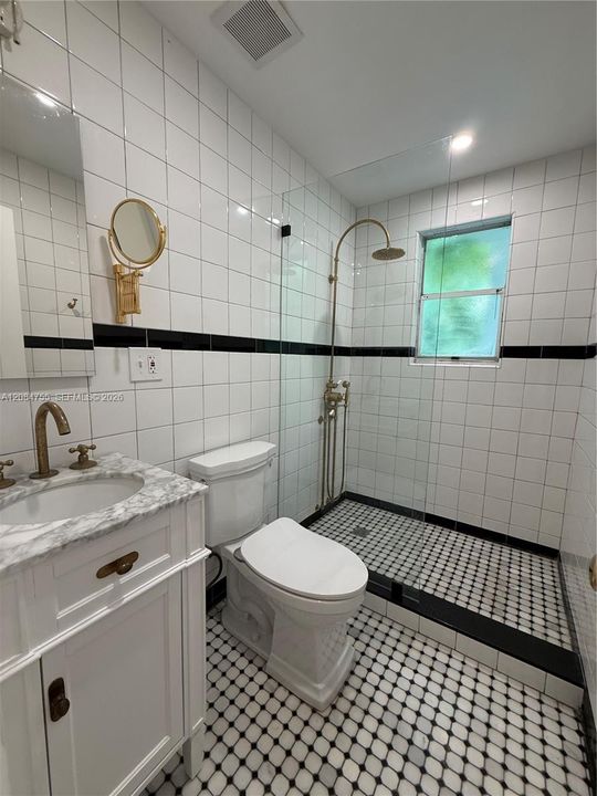 В аренду: $4,250 (2 спален, 2 ванн, 6064 Квадратных фут)