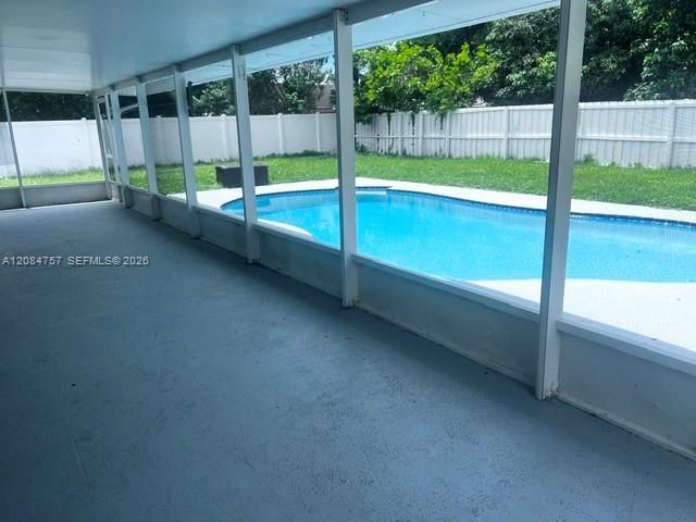 En Renta: $4,300 (5 camas, 3 baños, 1960 Pies cuadrados)
