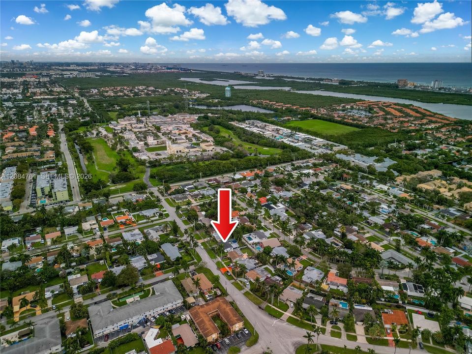 En Venta: $710,000 (3 camas, 2 baños, 934 Pies cuadrados)