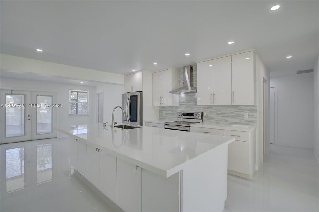 En Venta: $828,000 (3 camas, 3 baños, 1558 Pies cuadrados)