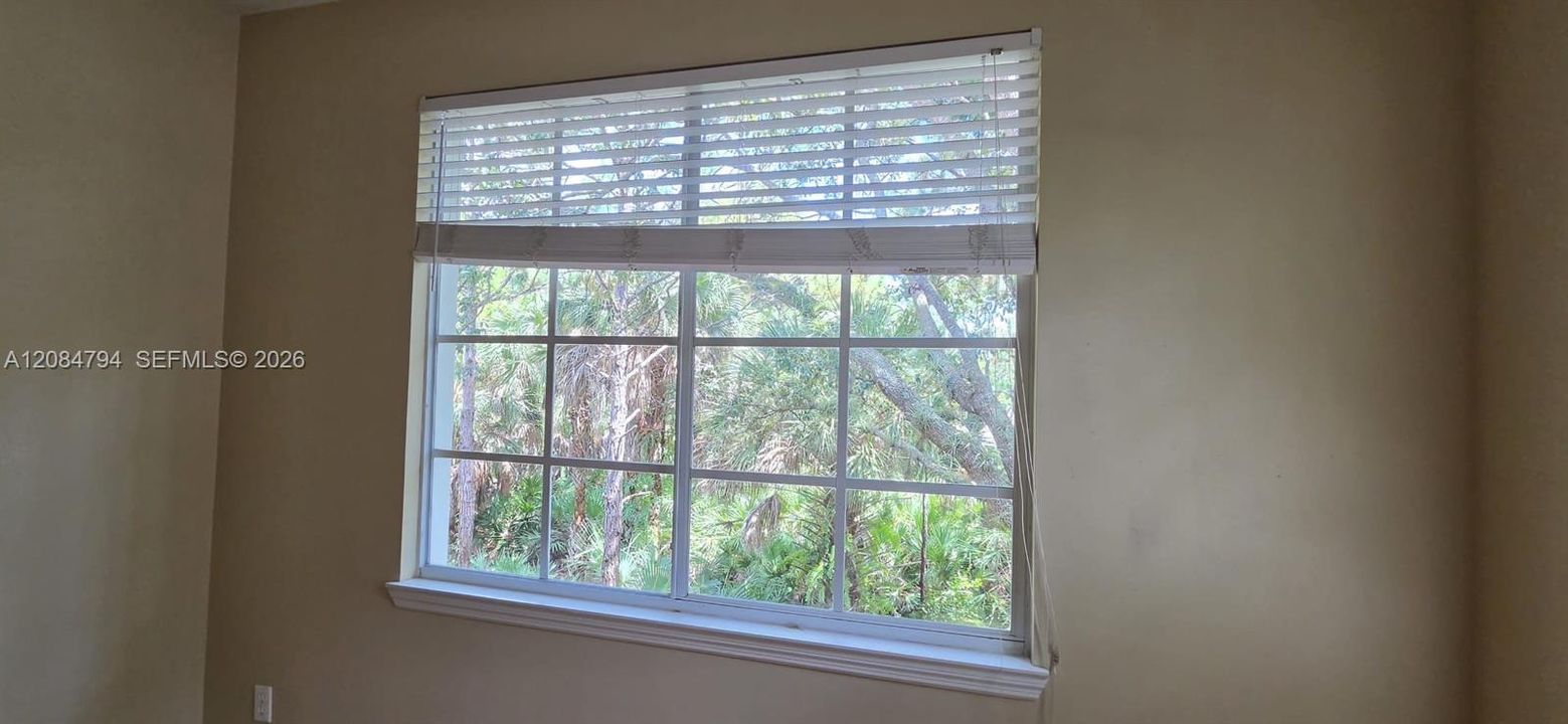 For Rent: $2,400 (2 beds, 2 baths, 1029 Square Feet)