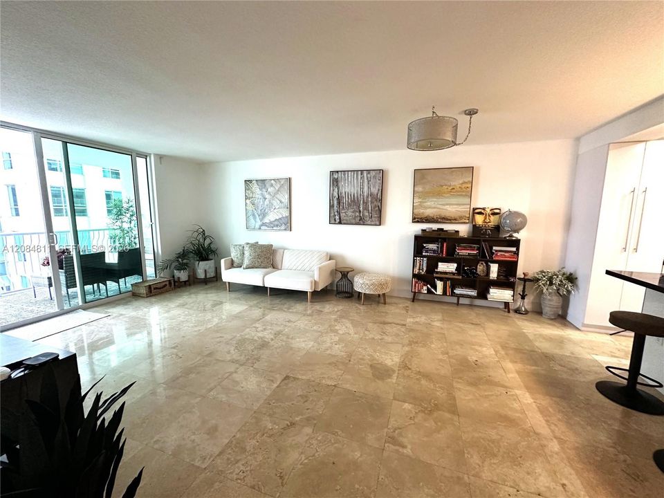 En Renta: $2,800 (1 camas, 1 baños, 825 Pies cuadrados)