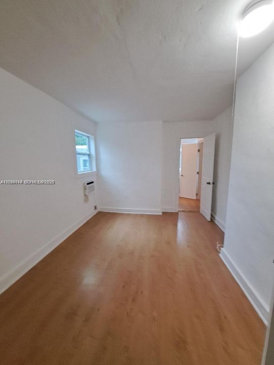 En Renta: $2,100 (3 camas, 1 baños, 2062 Pies cuadrados)