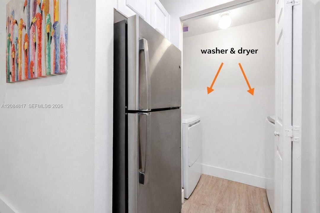 For Sale: $499,000 (2 beds, 2 baths, 1024 Square Feet)