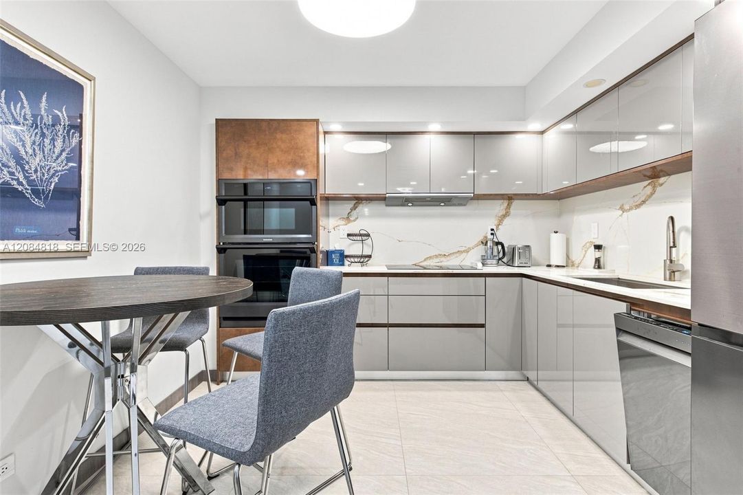 En Venta: $469,900 (1 camas, 1 baños, 1087 Pies cuadrados)