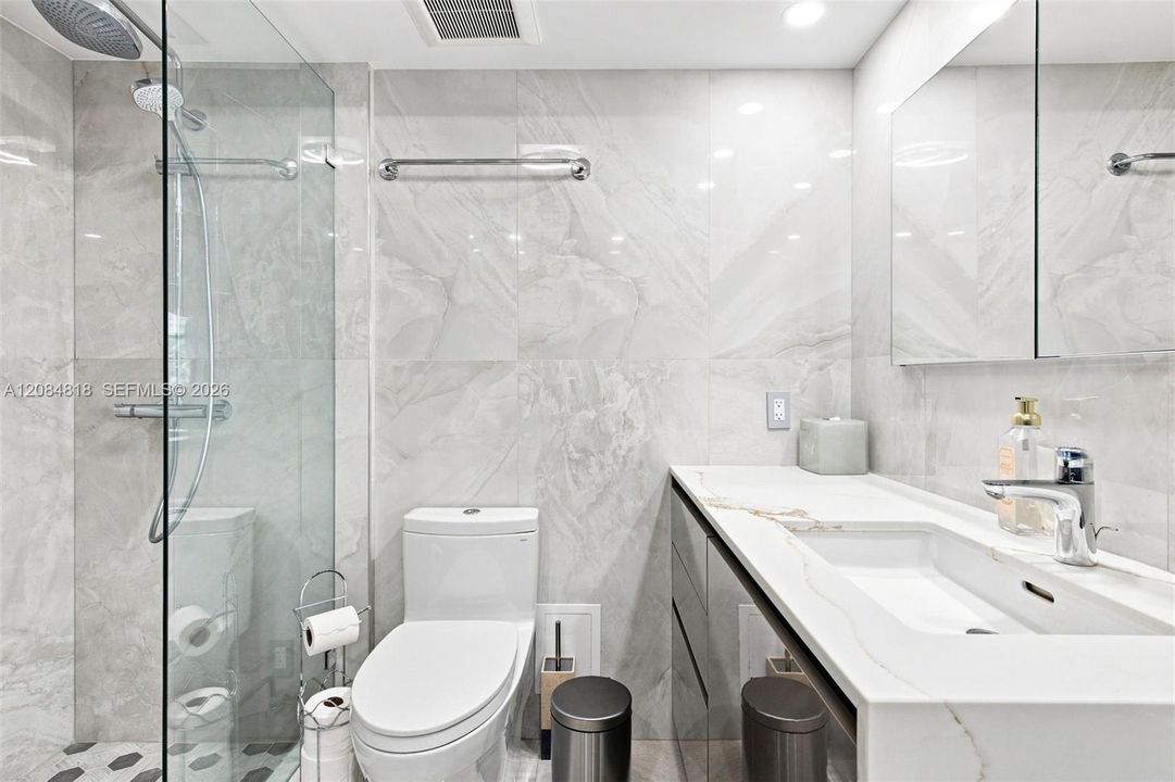 En Venta: $469,900 (1 camas, 1 baños, 1087 Pies cuadrados)