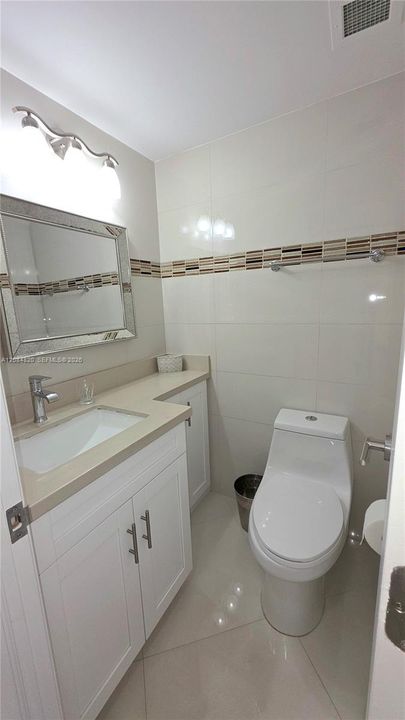 En Venta: $340,000 (1 camas, 1 baños, 870 Pies cuadrados)