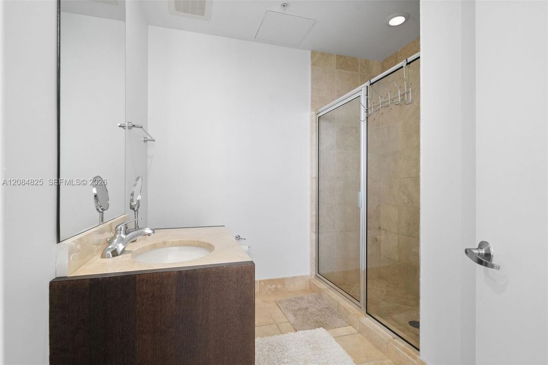 For Sale: $1,870,000 (2 beds, 2 baths, 1722 Square Feet)